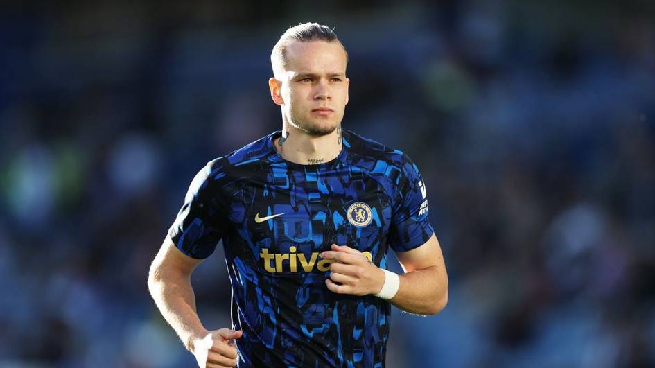 Михайло Мудрик CS2 ўйинидаги ҳақоратли хабарлари учун блокланди